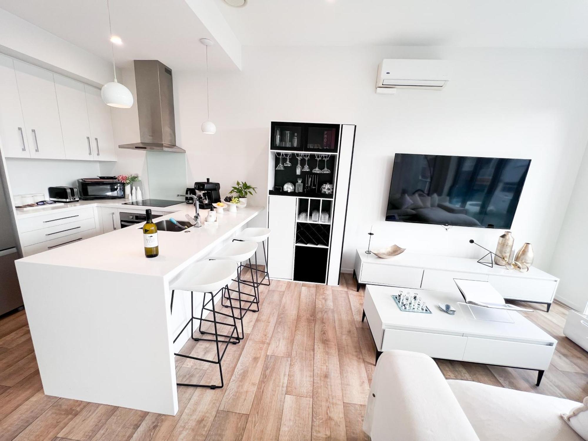 Luxury 2 Bedroom Apartment With Cocktail Bar And Espresso Machine Auckland Exterior foto